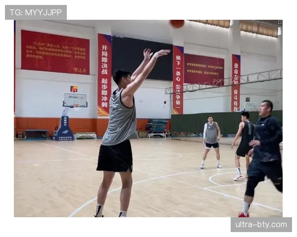 山东泰山近期阵容磨合效果渐显，比赛节奏控制力提升，夏训后状态保持稳定